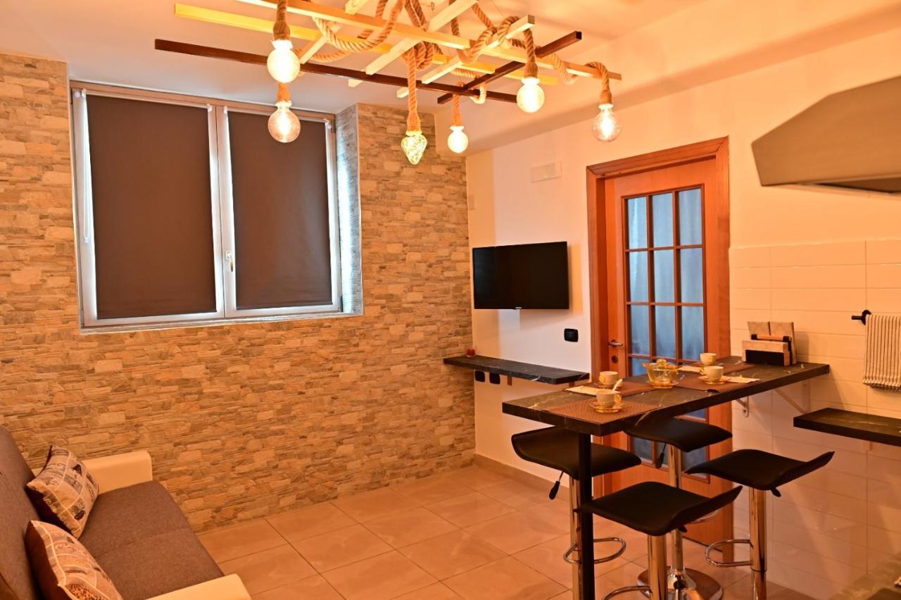 Ferienwohnung Balzico House Salerno Exterior foto